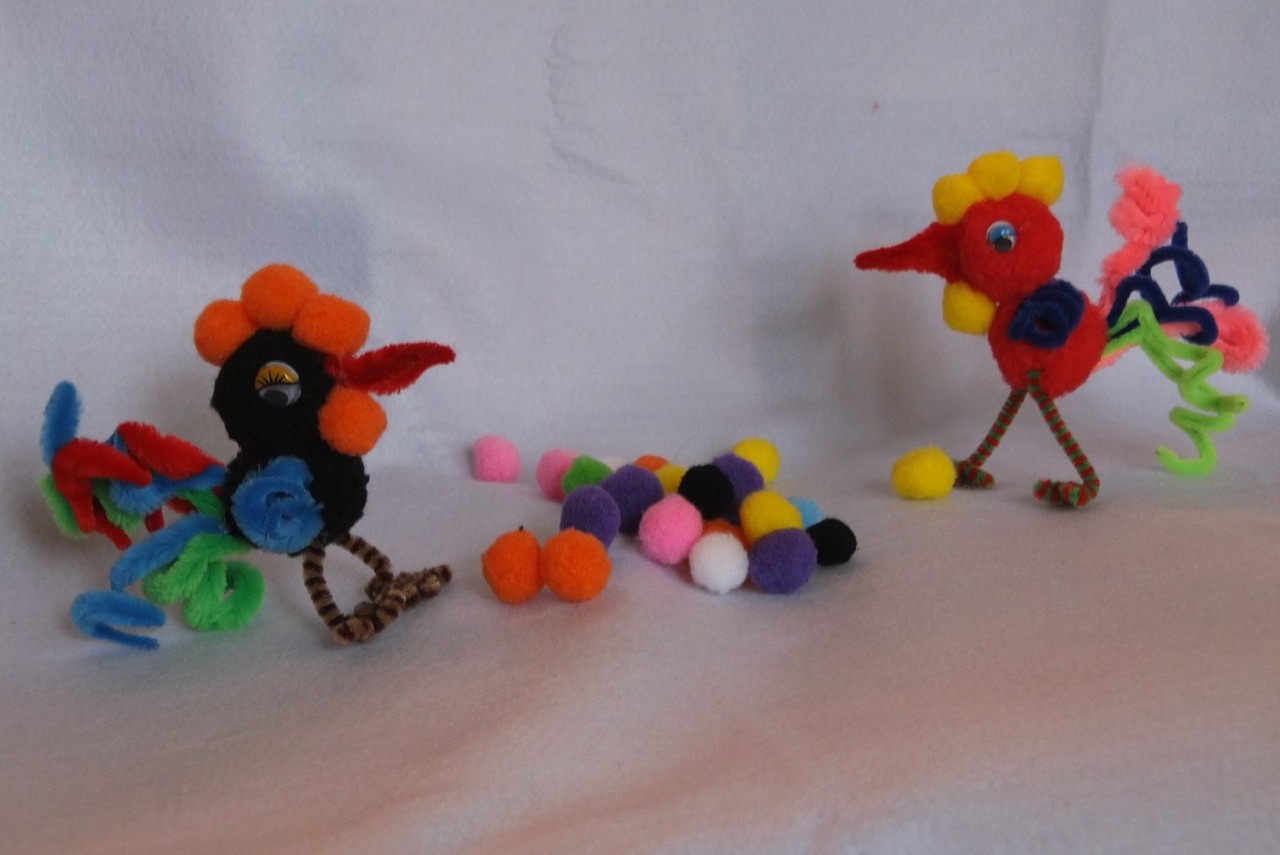 Taller de juguetes con alambre chenille y pompones - 5